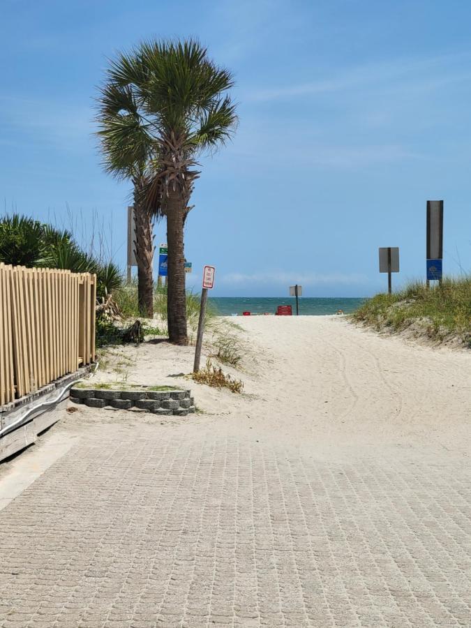 Salty Air Retreat Apartment Myrtle Beach Exterior photo